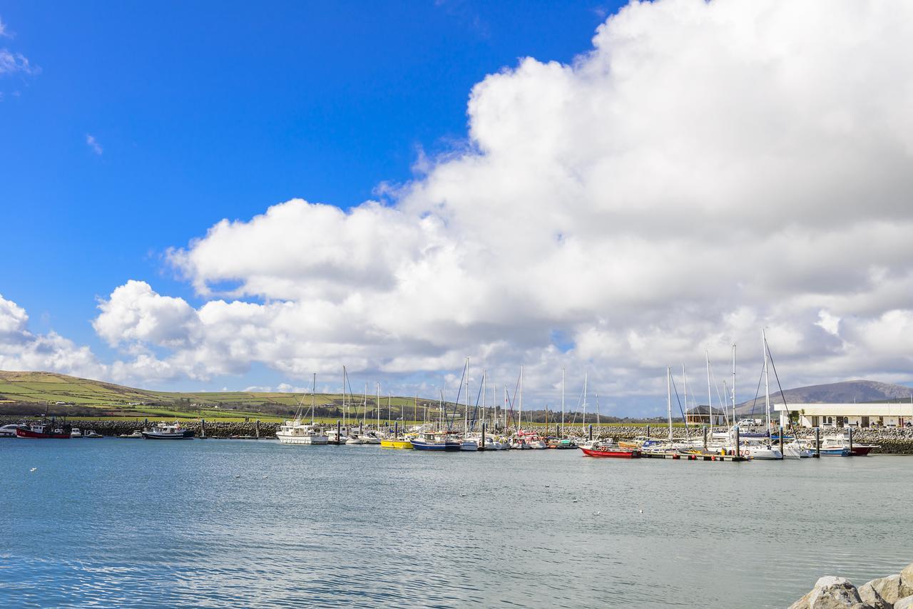 Dingle Bay Hotel Bagian luar foto
