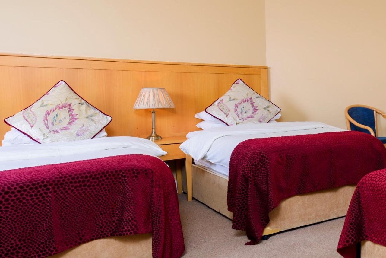 Dingle Bay Hotel Bagian luar foto